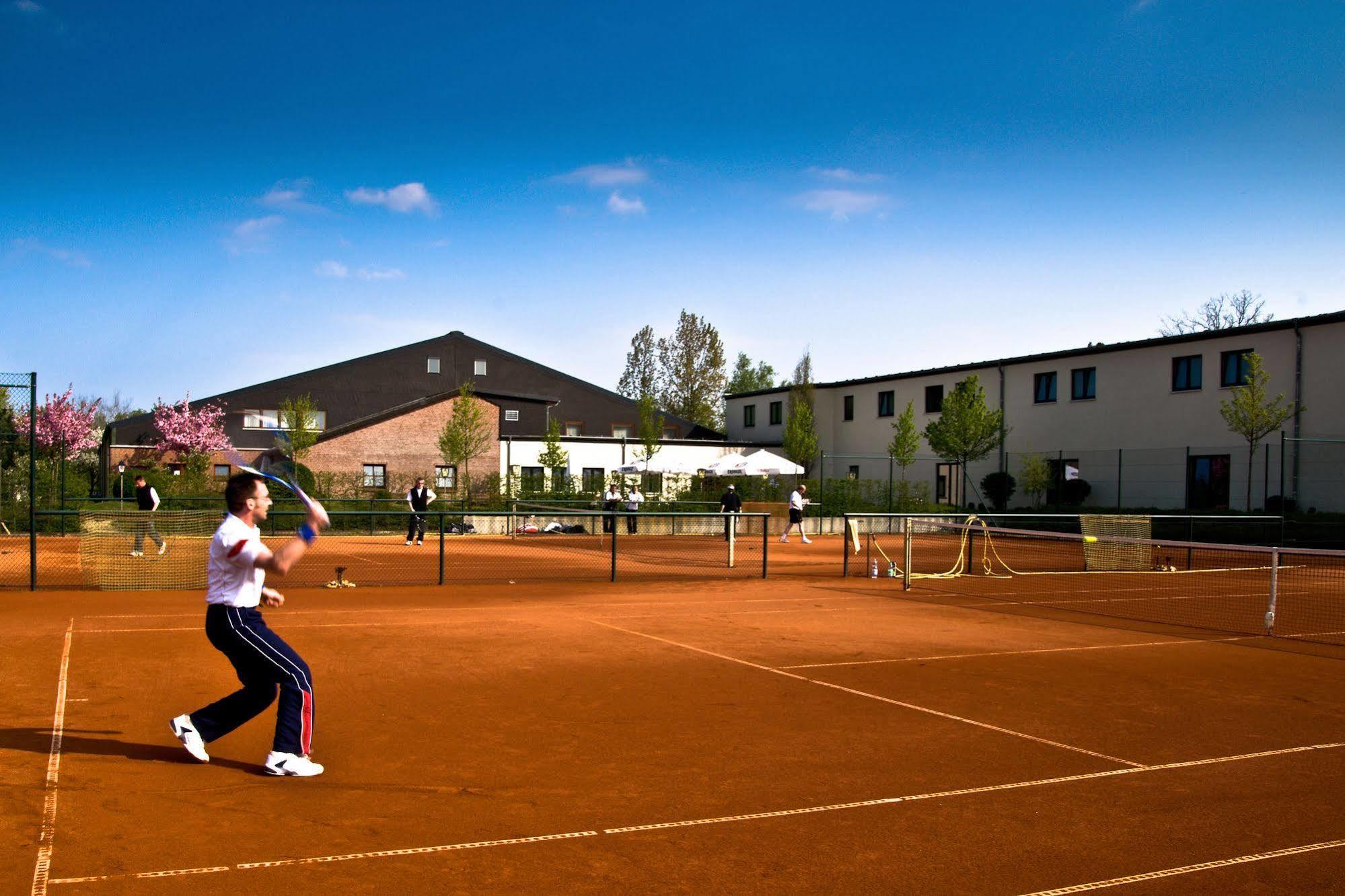 Lavital Sport- & Wellness Hotel Wesendorf Exteriér fotografie